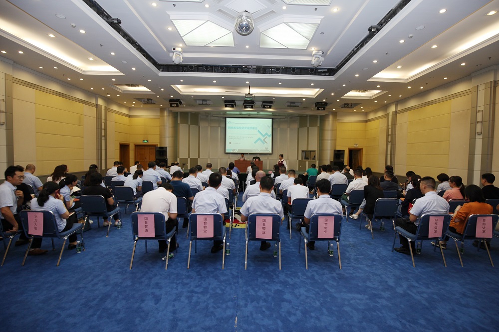 ManBetX(万博体育)APP官网|英超狼队和水晶宫全球赞助同伴