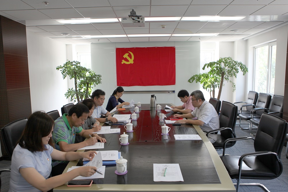 ManBetX(万博体育)APP官网|英超狼队和水晶宫全球赞助同伴