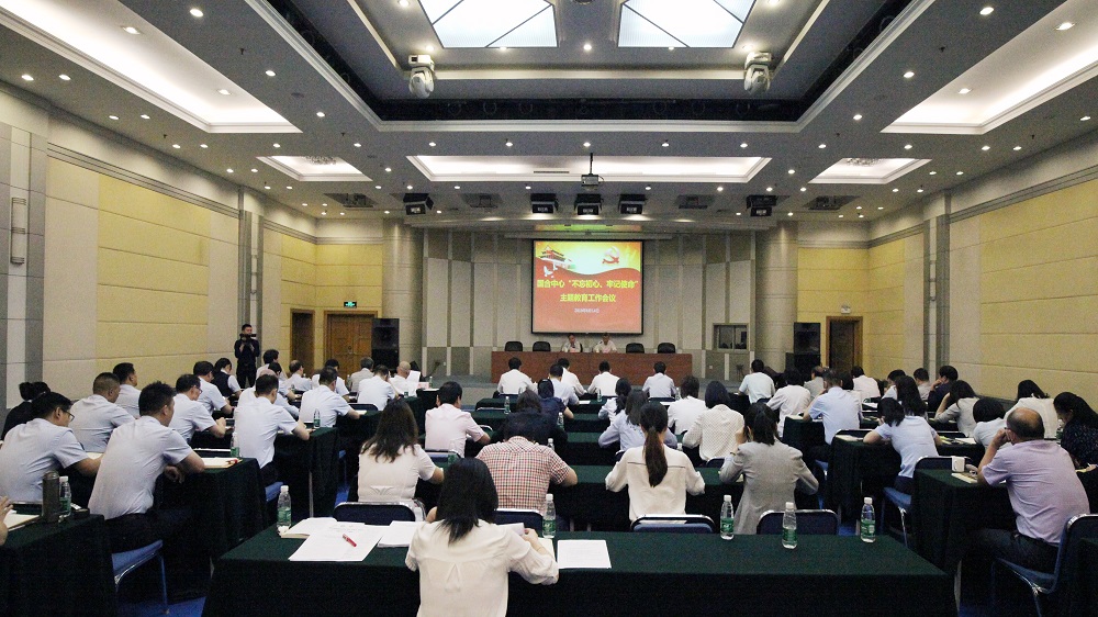 ManBetX(万博体育)APP官网|英超狼队和水晶宫全球赞助同伴