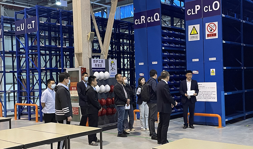 ManBetX(万博体育)APP官网|英超狼队和水晶宫全球赞助同伴