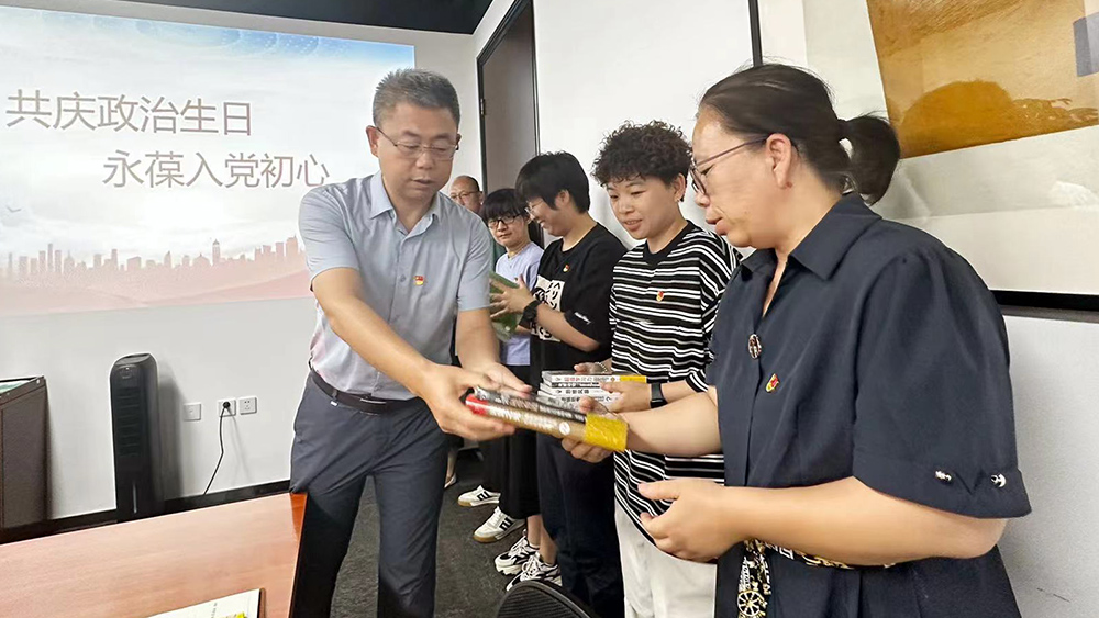 ManBetX(万博体育)APP官网|英超狼队和水晶宫全球赞助同伴