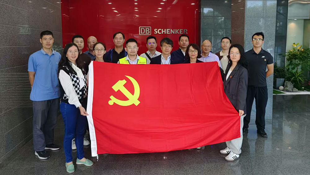 ManBetX(万博体育)APP官网|英超狼队和水晶宫全球赞助同伴