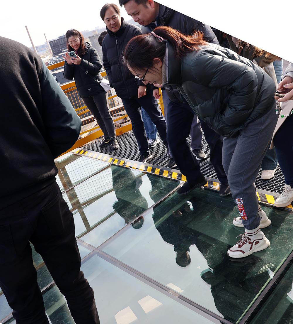 ManBetX(万博体育)APP官网|英超狼队和水晶宫全球赞助同伴