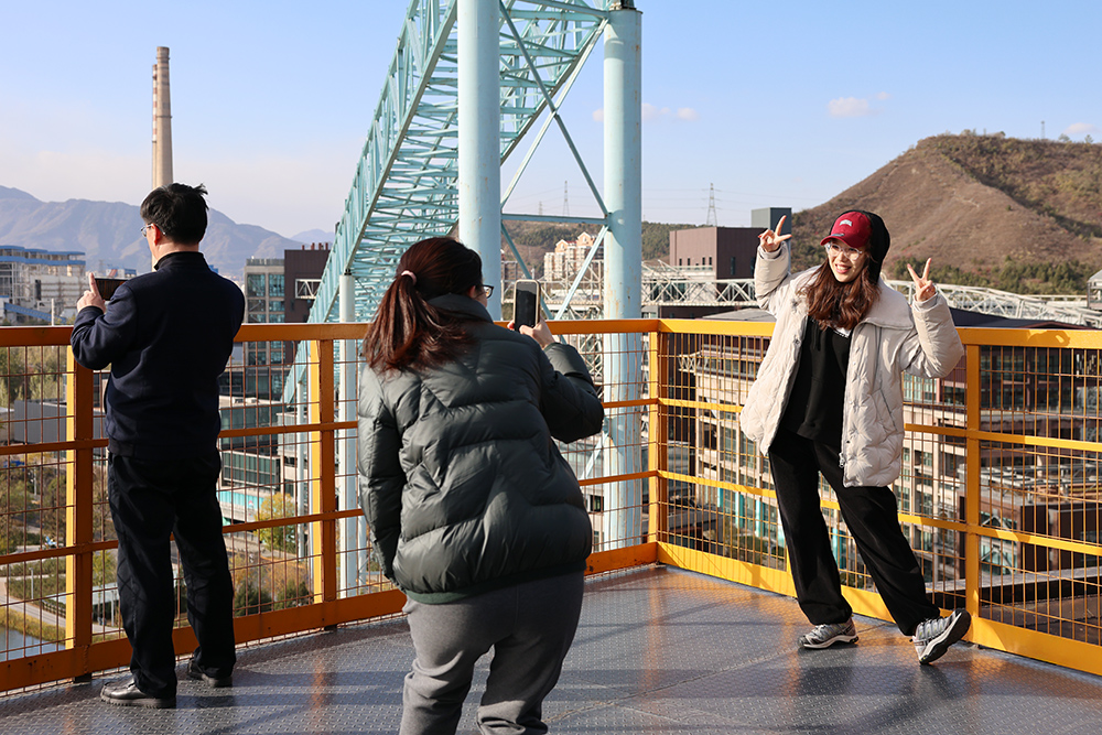 ManBetX(万博体育)APP官网|英超狼队和水晶宫全球赞助同伴