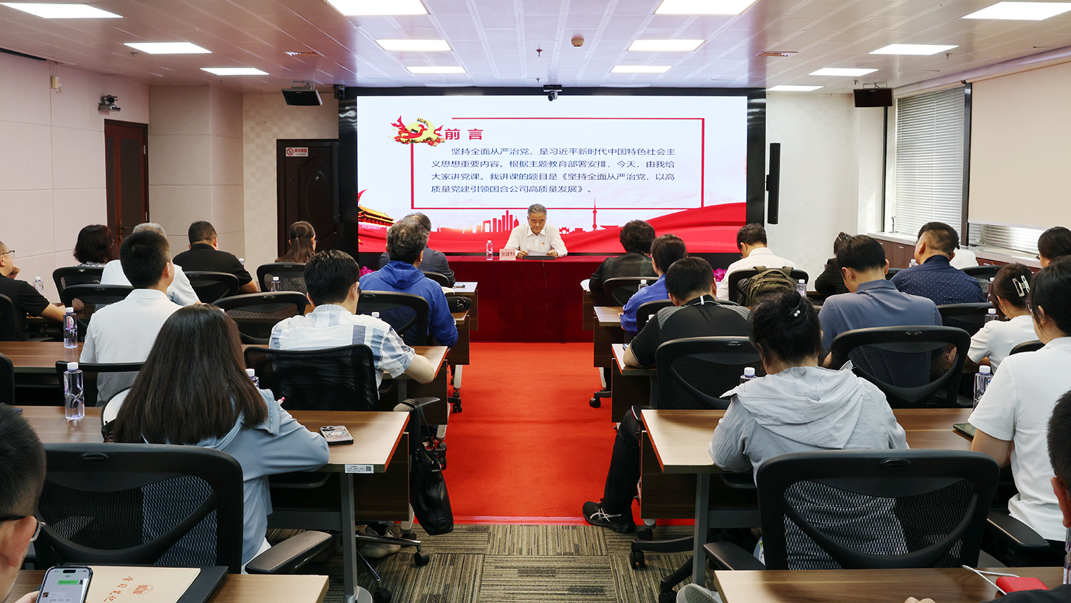 ManBetX(万博体育)APP官网|英超狼队和水晶宫全球赞助同伴