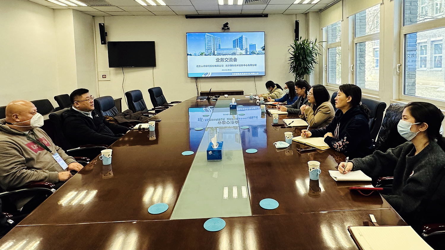 ManBetX(万博体育)APP官网|英超狼队和水晶宫全球赞助同伴