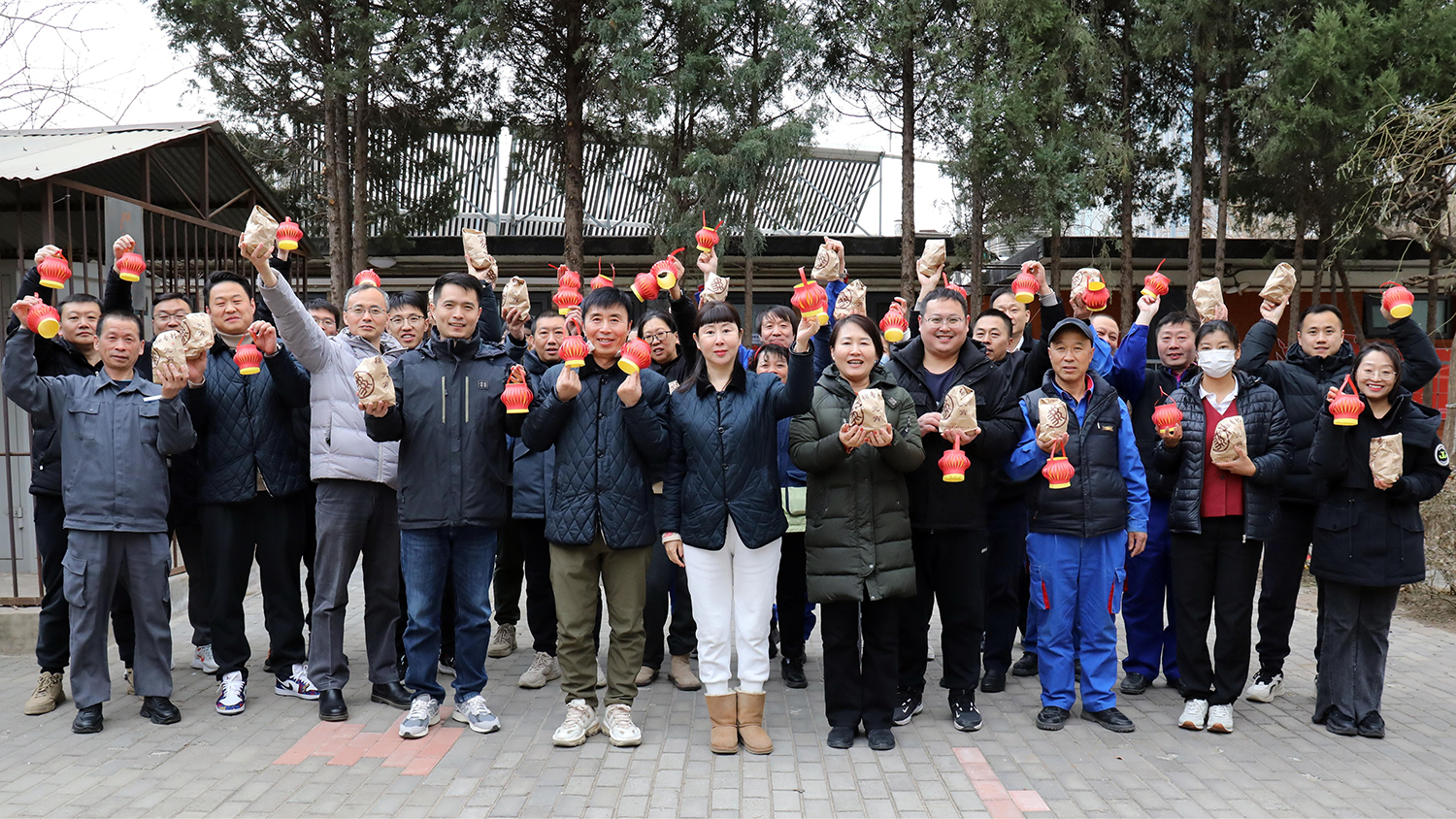 ManBetX(万博体育)APP官网|英超狼队和水晶宫全球赞助同伴