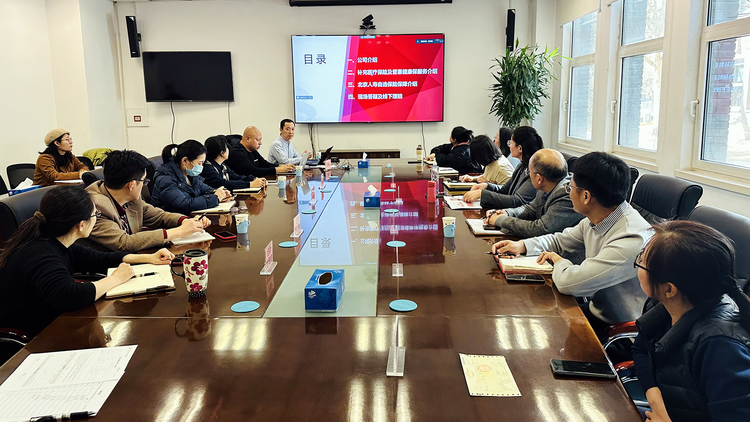 ManBetX(万博体育)APP官网|英超狼队和水晶宫全球赞助同伴