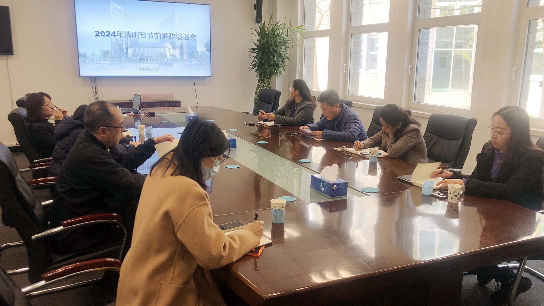 ManBetX(万博体育)APP官网|英超狼队和水晶宫全球赞助同伴