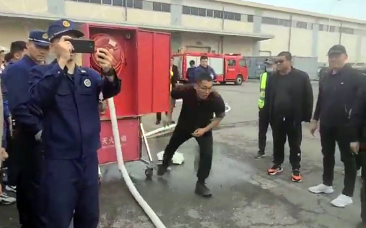 ManBetX(万博体育)APP官网|英超狼队和水晶宫全球赞助同伴