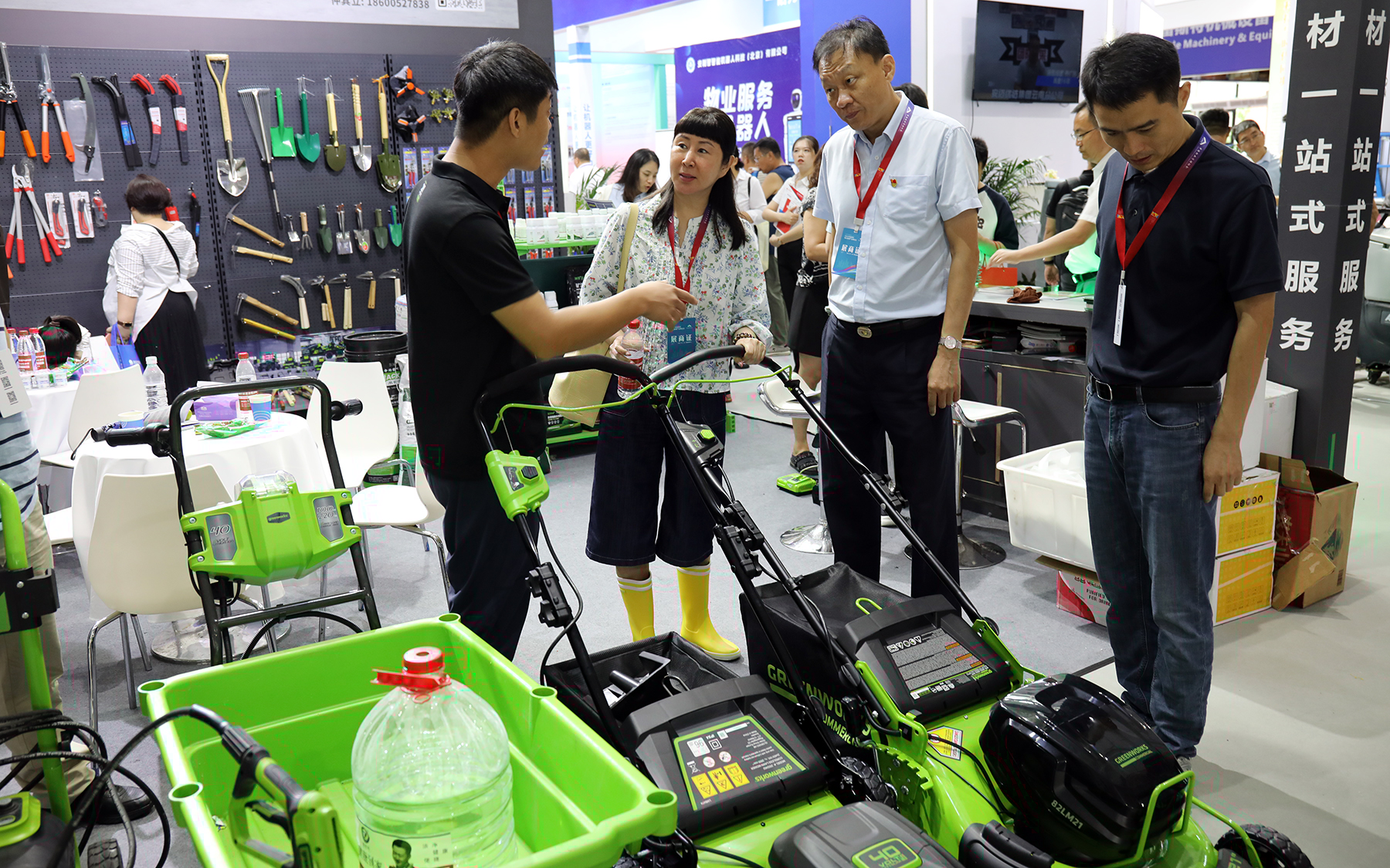 ManBetX(万博体育)APP官网|英超狼队和水晶宫全球赞助同伴