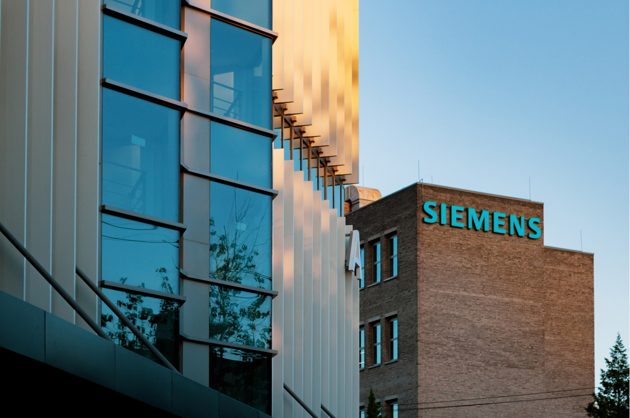 ManBetX(万博体育)APP官网|英超狼队和水晶宫全球赞助同伴