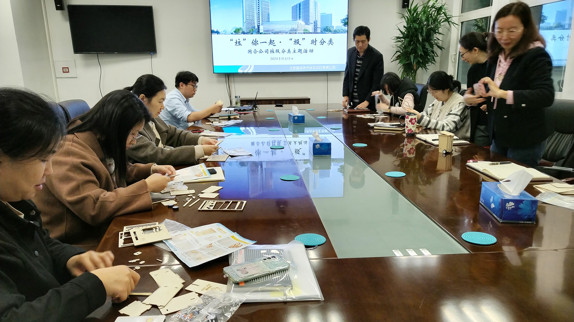 ManBetX(万博体育)APP官网|英超狼队和水晶宫全球赞助同伴