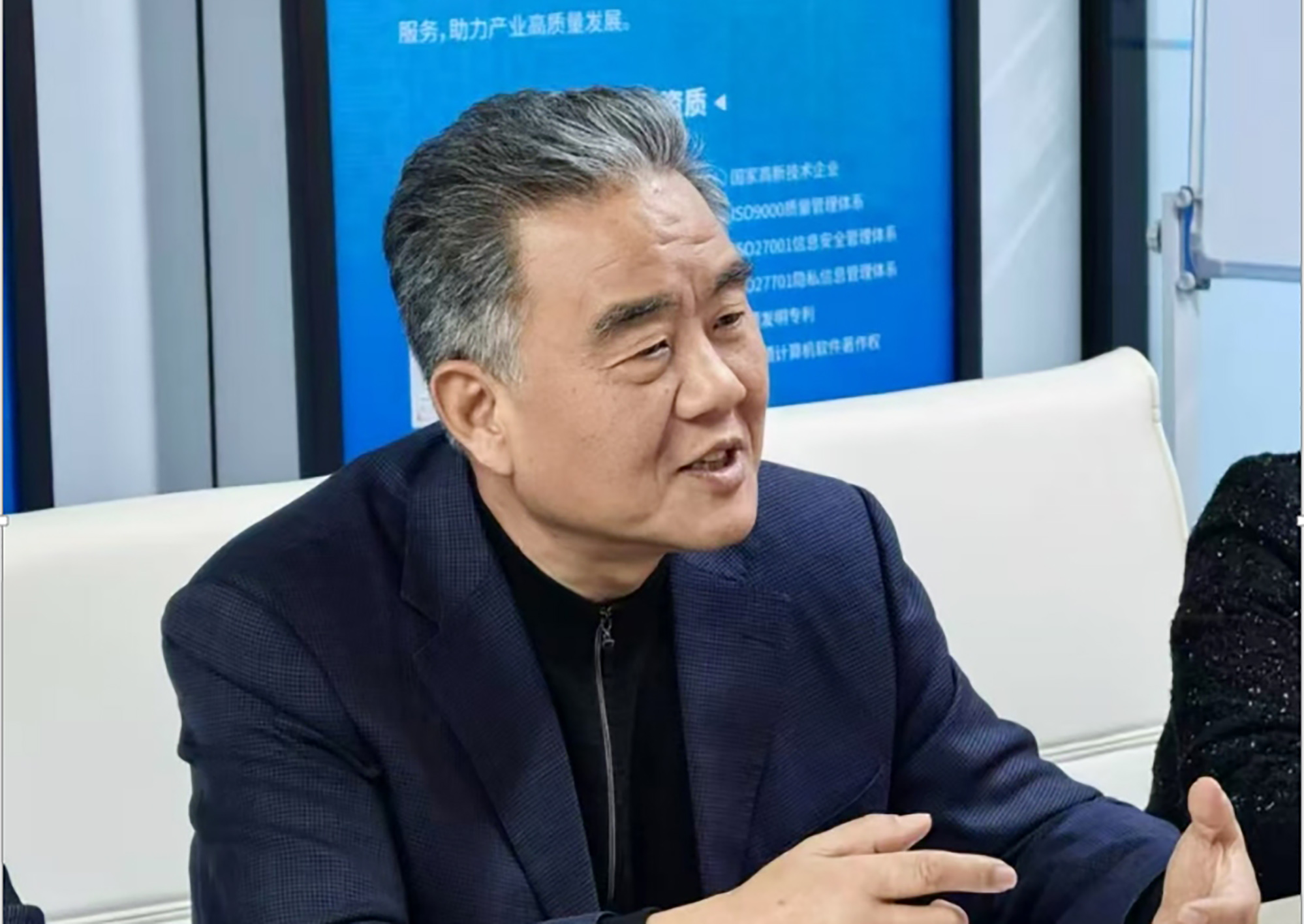 ManBetX(万博体育)APP官网|英超狼队和水晶宫全球赞助同伴