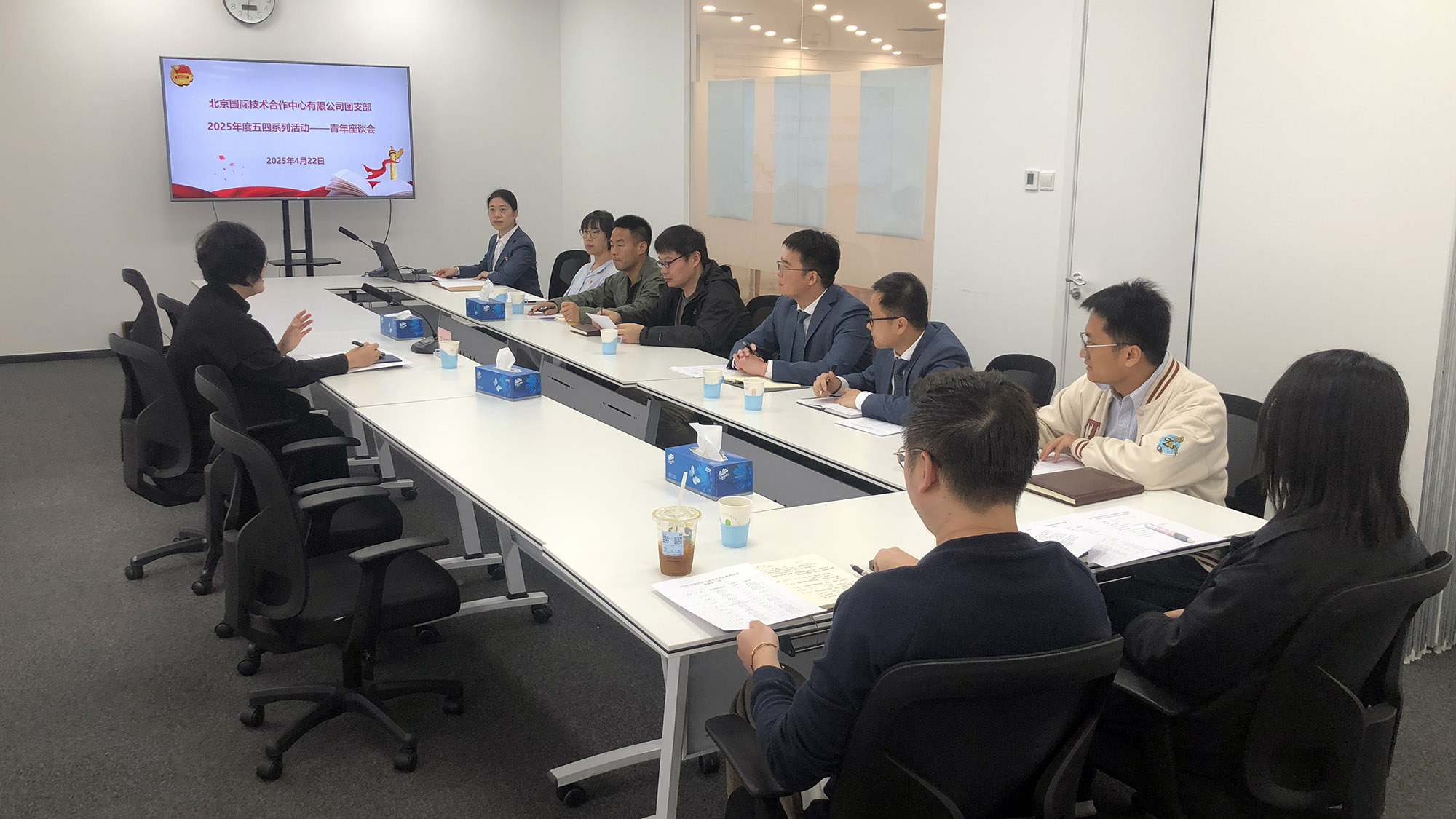 ManBetX(万博体育)APP官网|英超狼队和水晶宫全球赞助同伴