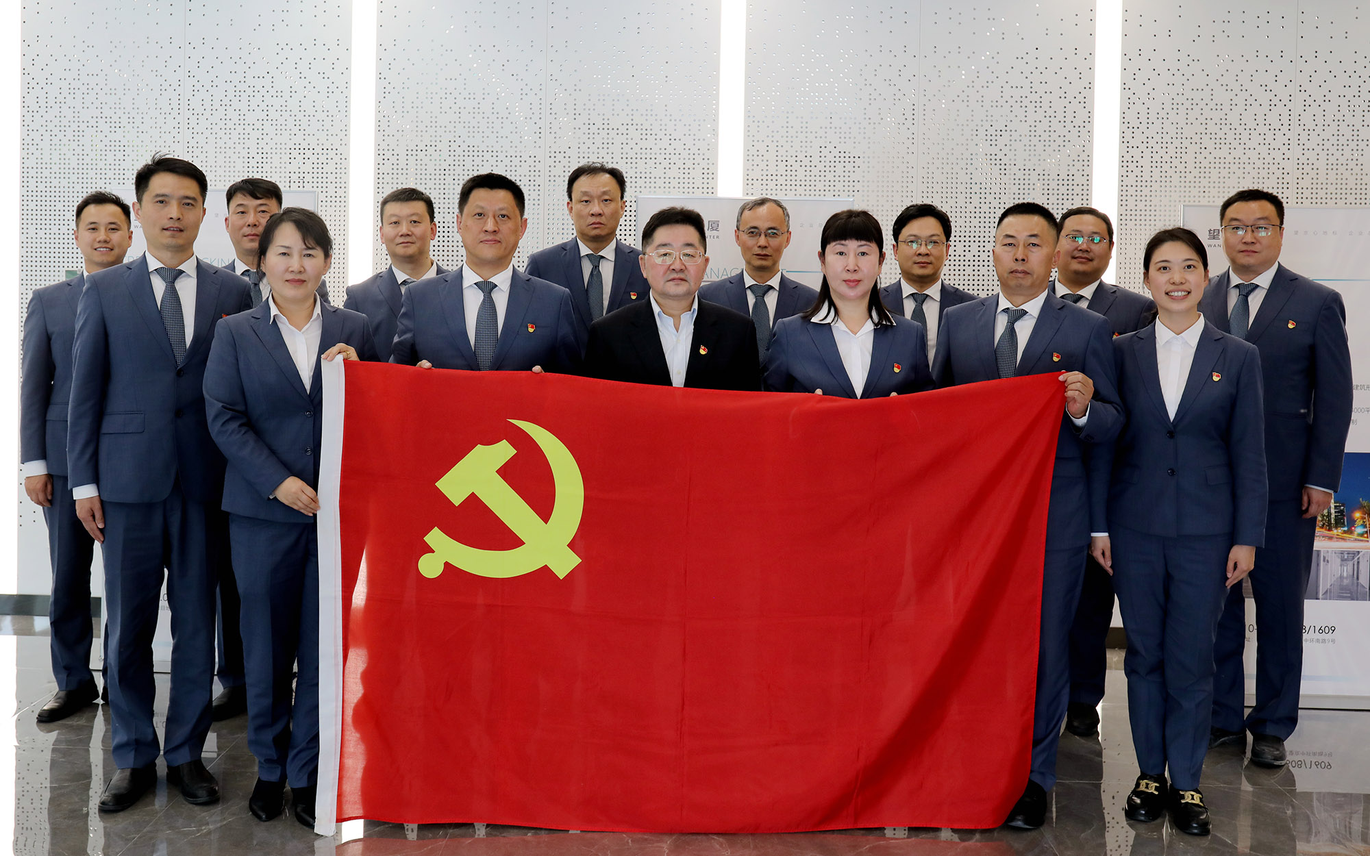 ManBetX(万博体育)APP官网|英超狼队和水晶宫全球赞助同伴