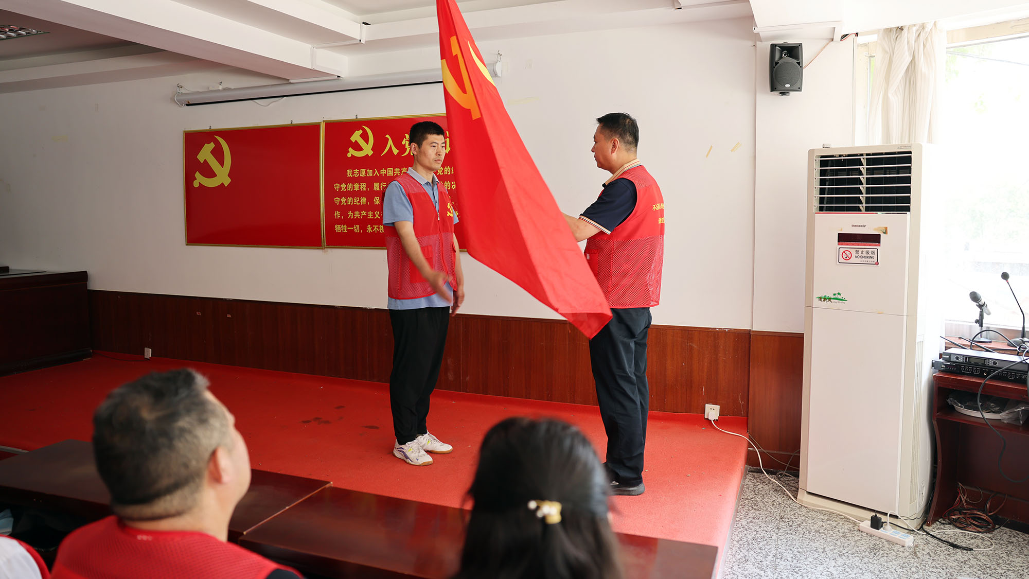 ManBetX(万博体育)APP官网|英超狼队和水晶宫全球赞助同伴