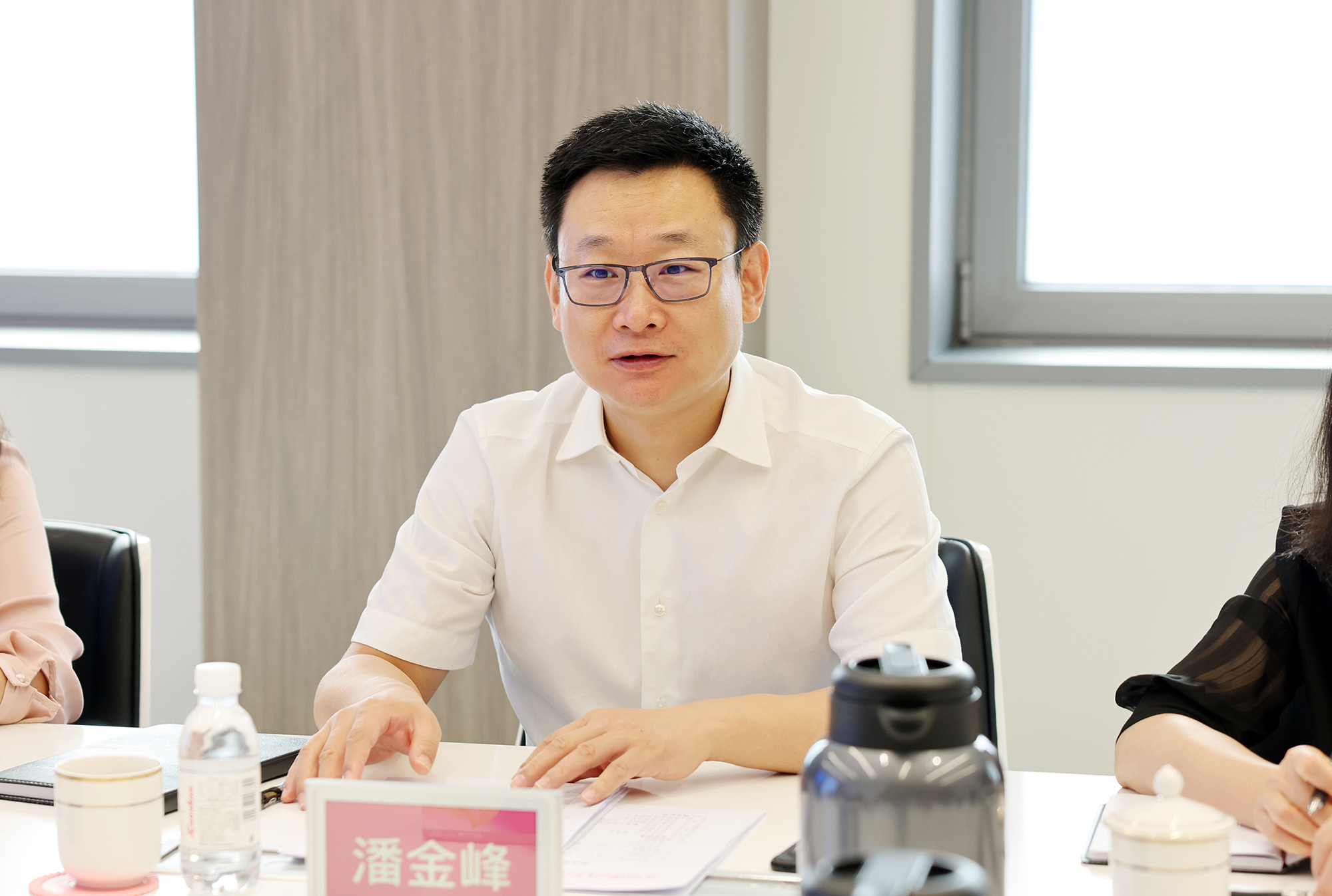 ManBetX(万博体育)APP官网|英超狼队和水晶宫全球赞助同伴