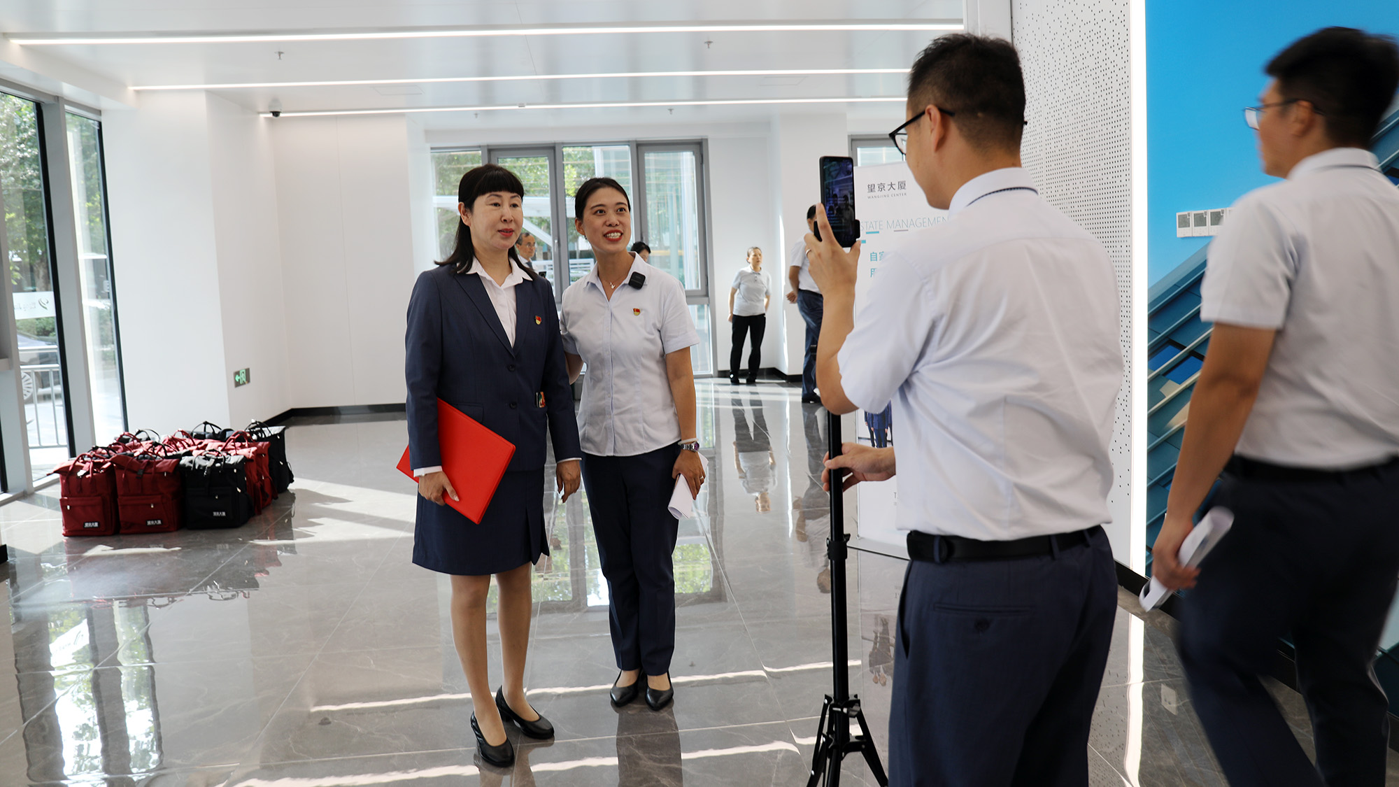 ManBetX(万博体育)APP官网|英超狼队和水晶宫全球赞助同伴