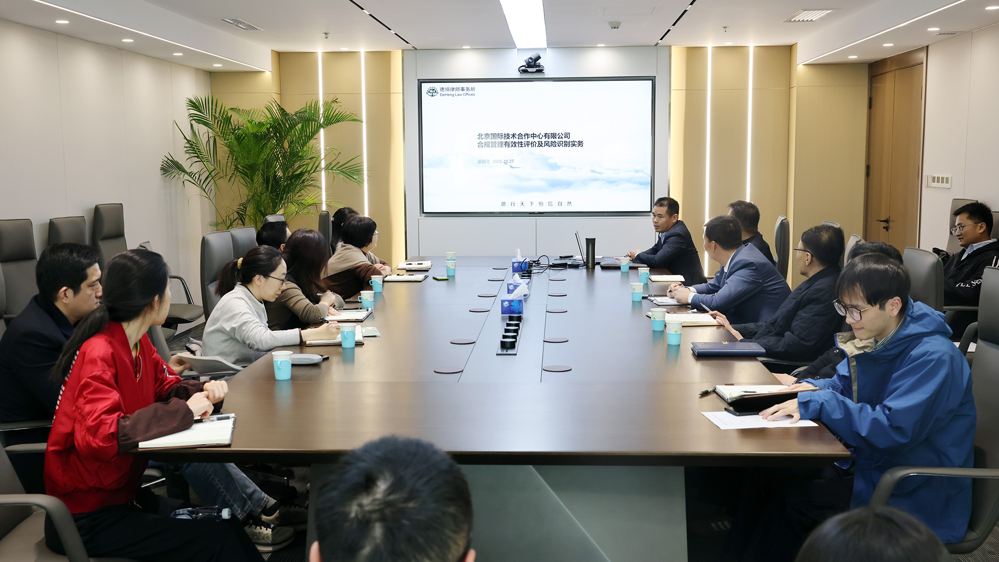 ManBetX(万博体育)APP官网|英超狼队和水晶宫全球赞助同伴