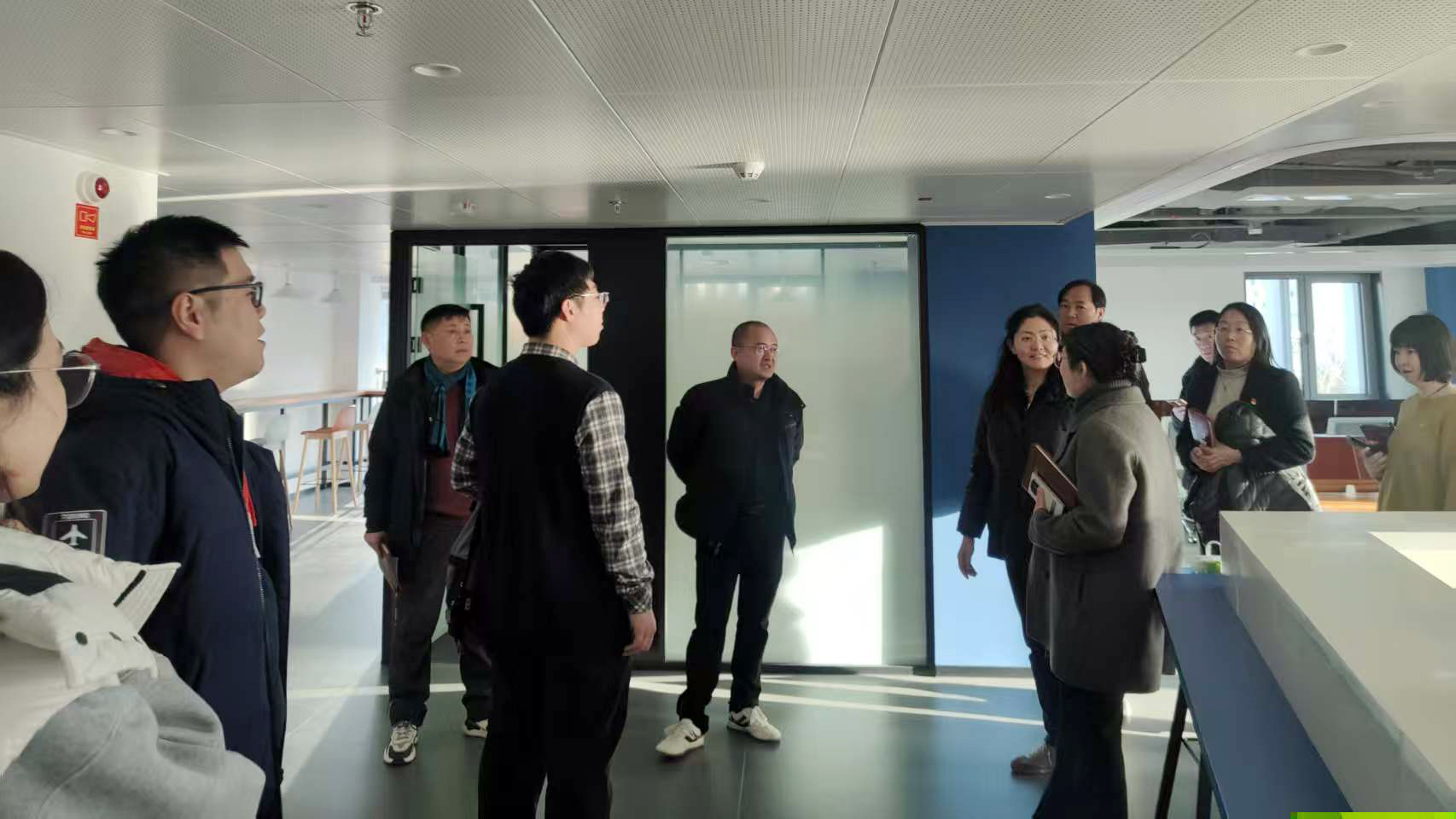 ManBetX(万博体育)APP官网|英超狼队和水晶宫全球赞助同伴