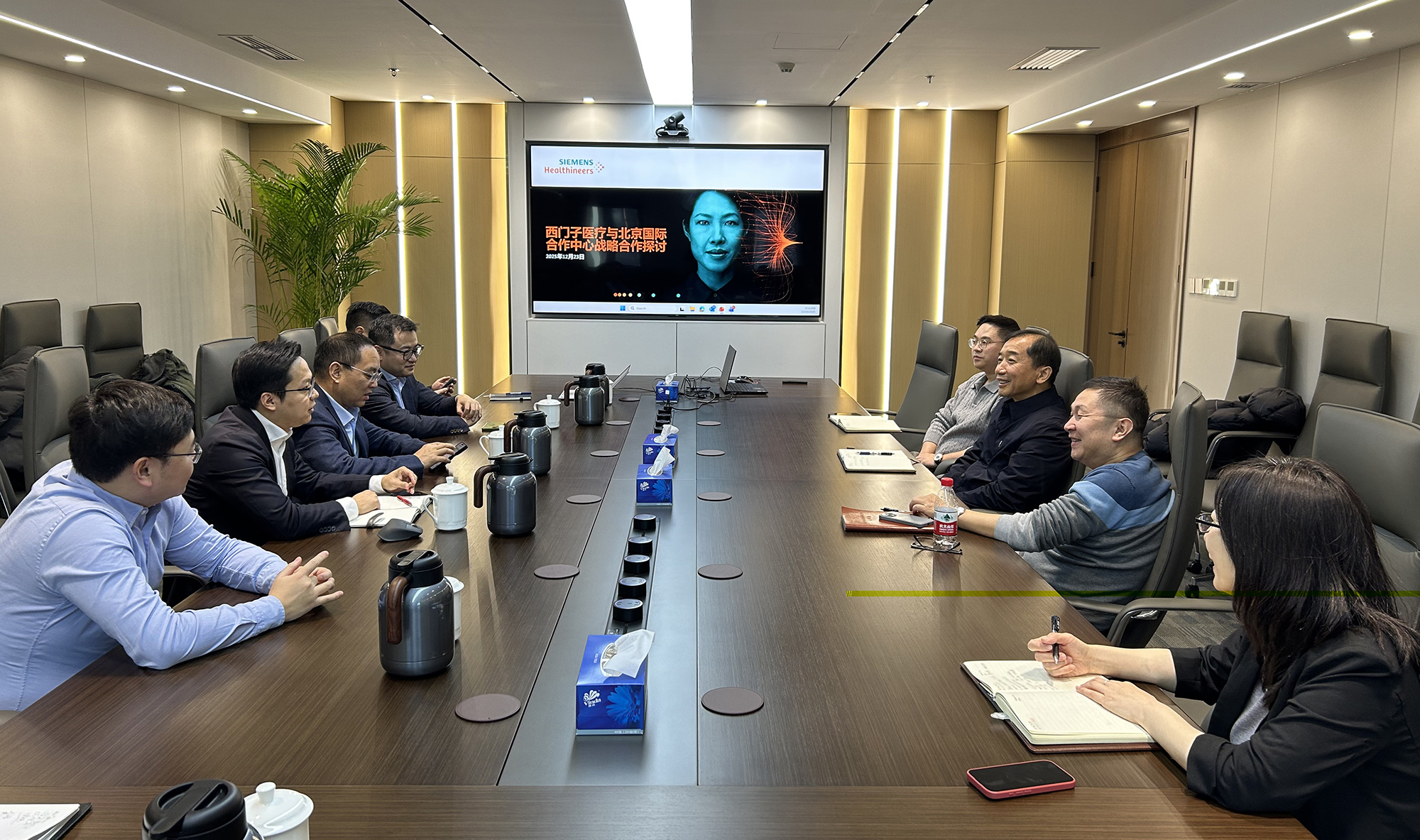 ManBetX(万博体育)APP官网|英超狼队和水晶宫全球赞助同伴